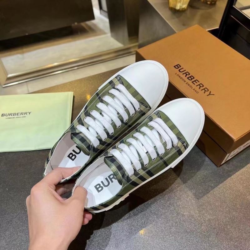 Burberry Low Shoes